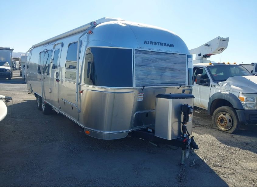 2024 AIRSTREAM FLYING CLOUD photo
