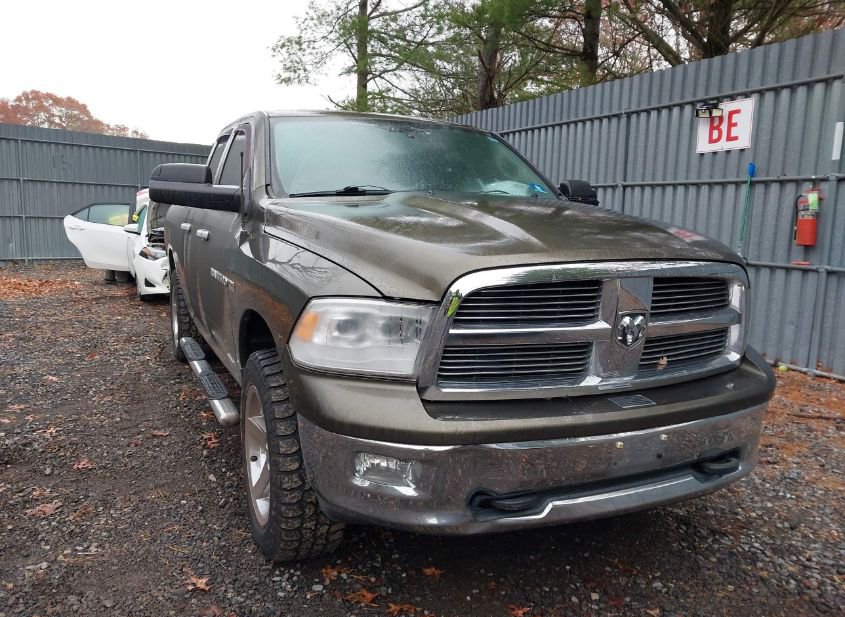 2012 RAM 1500 SLT photo