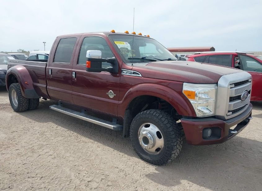 2015 FORD F-350 LARIAT photo