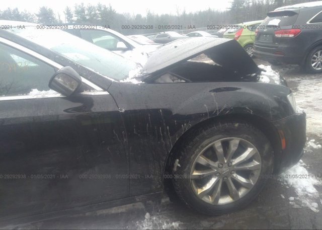 2C3CCARG1FH782005 2015 CHRYSLER 300