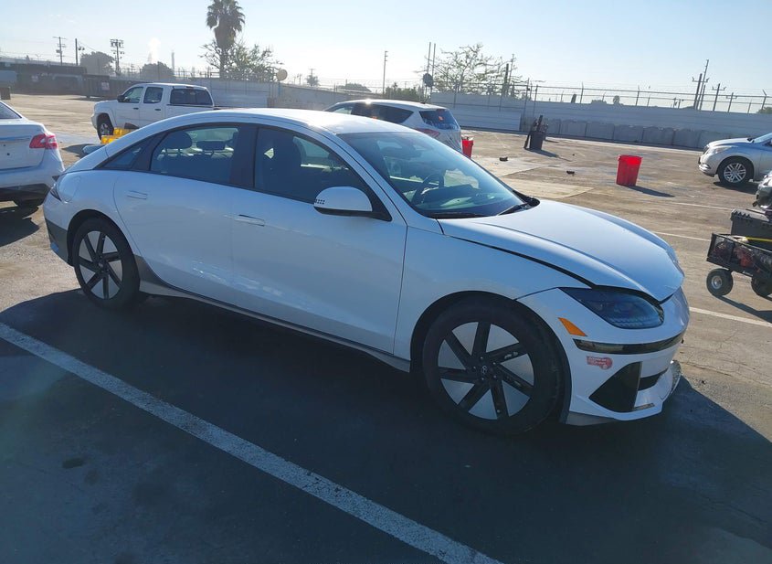 2024 HYUNDAI IONIQ 6 SE photo