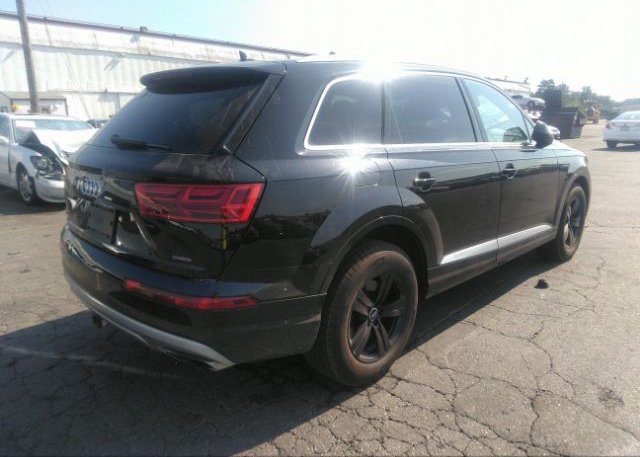 WA1LHAF74JD009742 2018 AUDI Q7-3