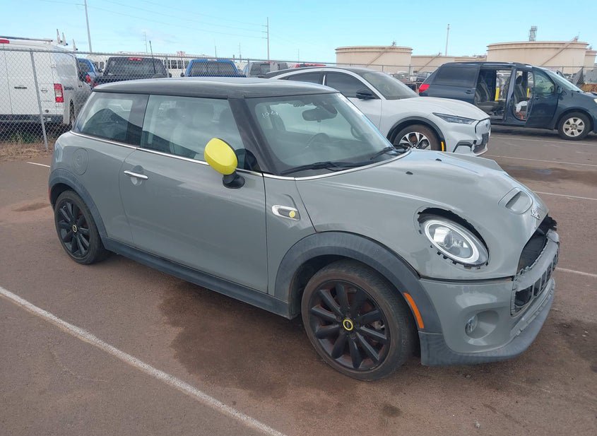 2021 Mini Se Hardtop U NX photo