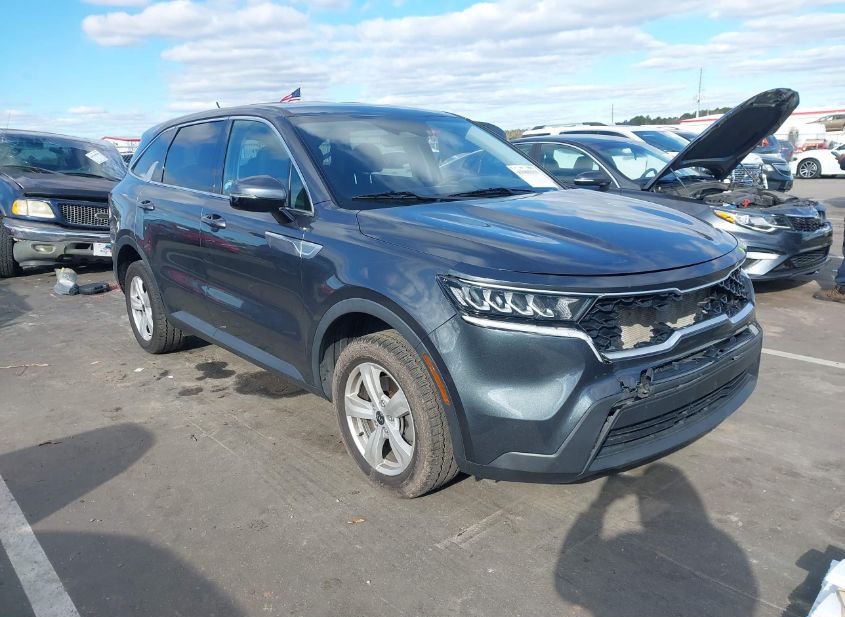 2021 KIA SORENTO LX photo