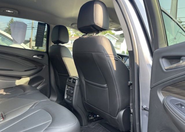 2019 BUICK ENVISION VIN: LRBFX2SA4KD091288