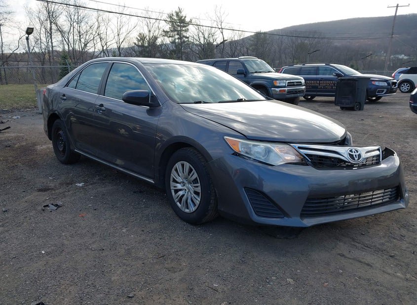 2014 Toyota Camry 2.5L photo