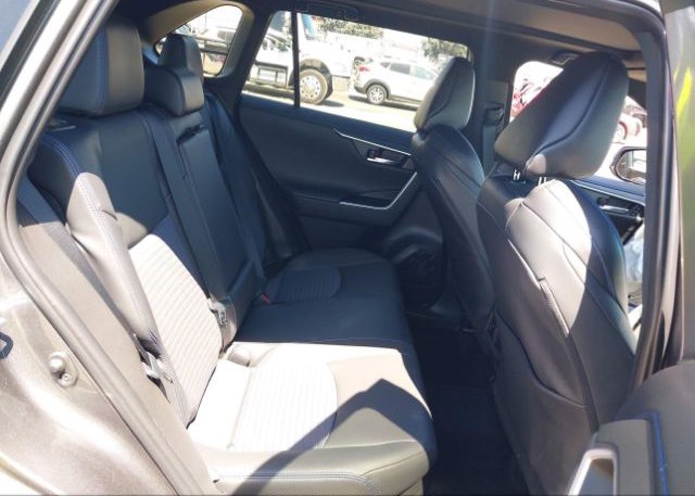 2022 TOYOTA RAV4(VIN: 4T3E6RFV8NU092179