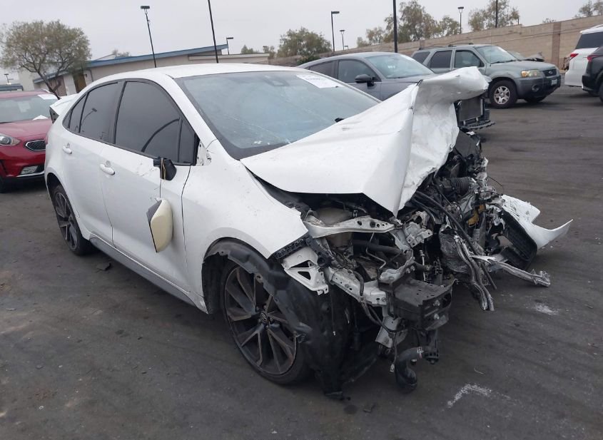 2020 TOYOTA COROLLA SE photo