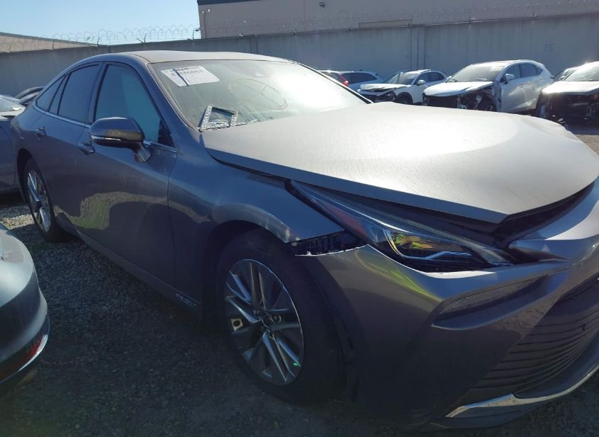 2022 TOYOTA MIRAI XLE photo