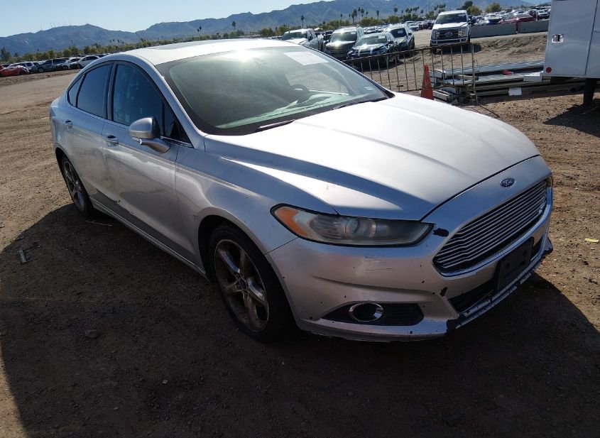 2015 FORD FUSION SE photo