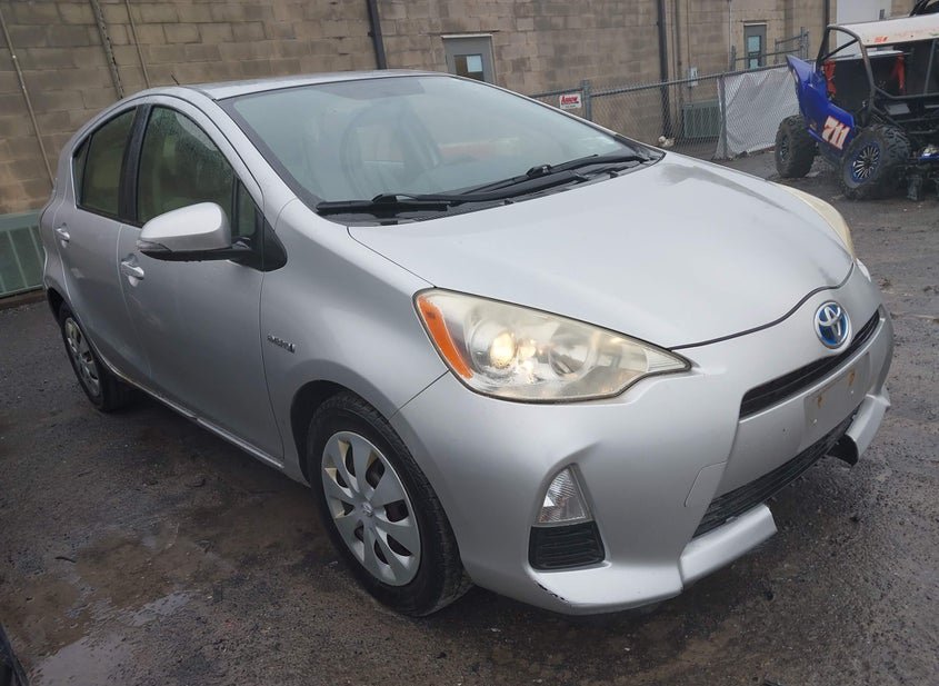 2012 Toyota Prius C 1.5L photo