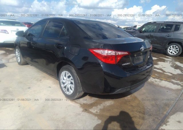 купить 2019 TOYOTA COROLLA 5YFBURHE3KP857102