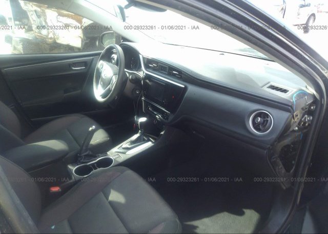 пригнать из сша 2019 TOYOTA COROLLA 5YFBURHE3KP857102