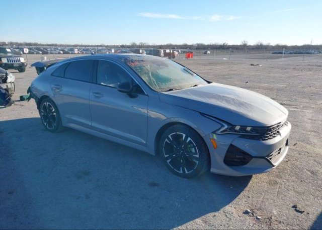2022 KIA K5 (VIN: 5XXG64J22NG122806)