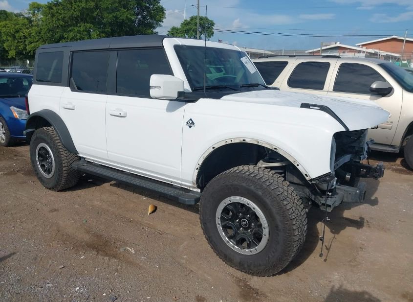 2023 FORD BRONCO BADLANDS/BIG BEND/BLACK DIAMOND/OUTER BANKS/WILDTRAK photo