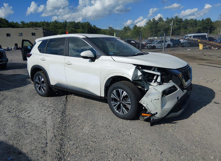 2023 Nissan Rogue 1.5L photo