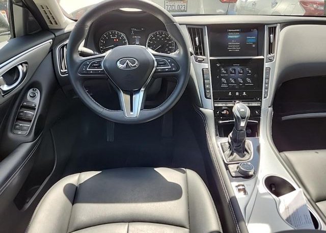 2021 INFINITI Q50(VIN: JN1EV7BP4MM705475