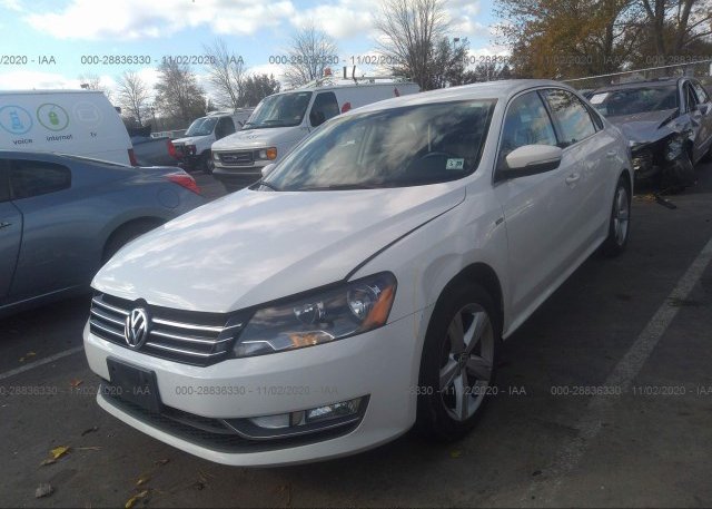 из сша 2015 VOLKSWAGEN PASSAT 1VWAT7A3XFC109079