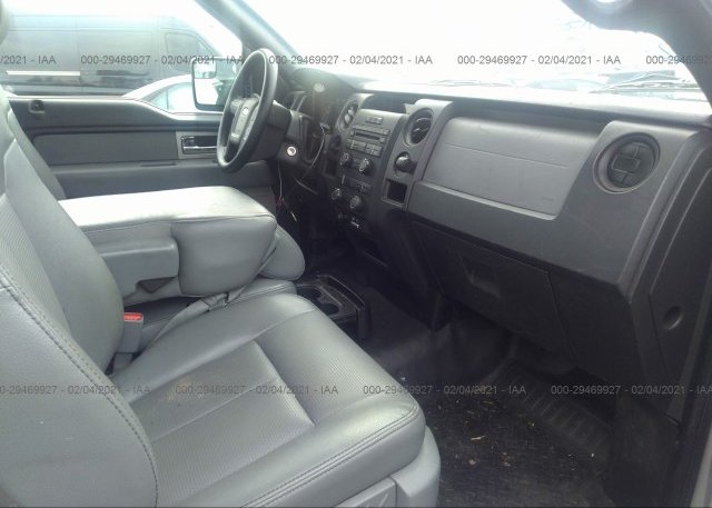пригнать из сша 2011 FORD F-150 1FTMF1CM1BKD76556