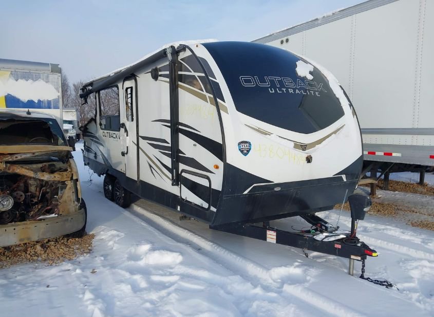 2022 KEYSTONE OUTBACK 221UMD photo