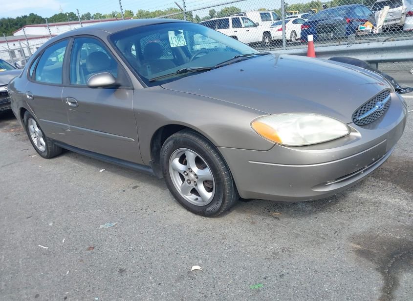 2002 FORD TAURUS SE photo