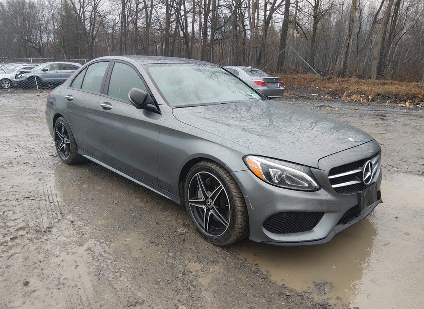 2017 Mercedes-Benz C 300 2.0L photo