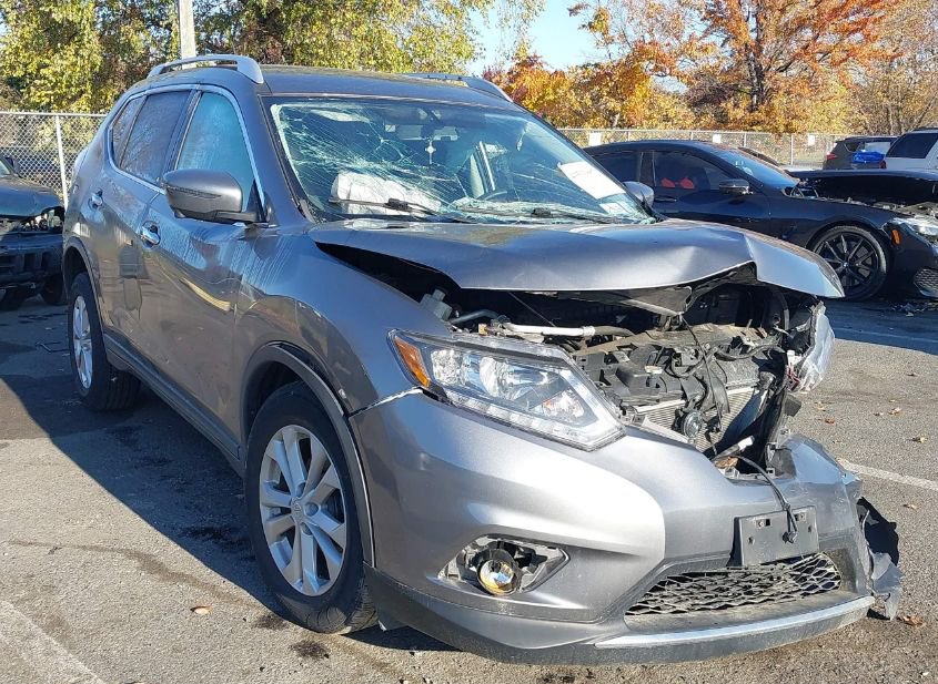 2016 NISSAN ROGUE SV photo