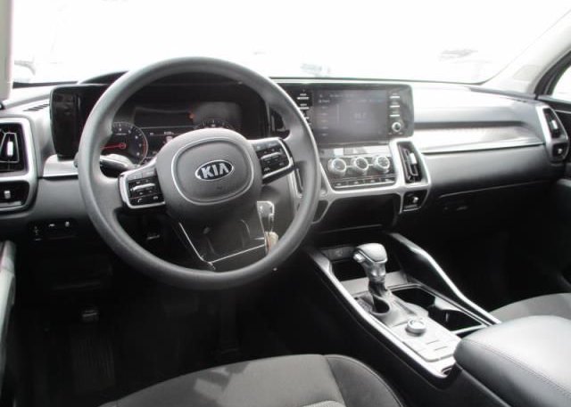 2021 KIA SORENTO(VIN: 5XYRG4LC3MG024549