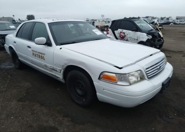 2FAFP71W51X158053 2001 FORD CROWN VICTORIA POLICE PKG