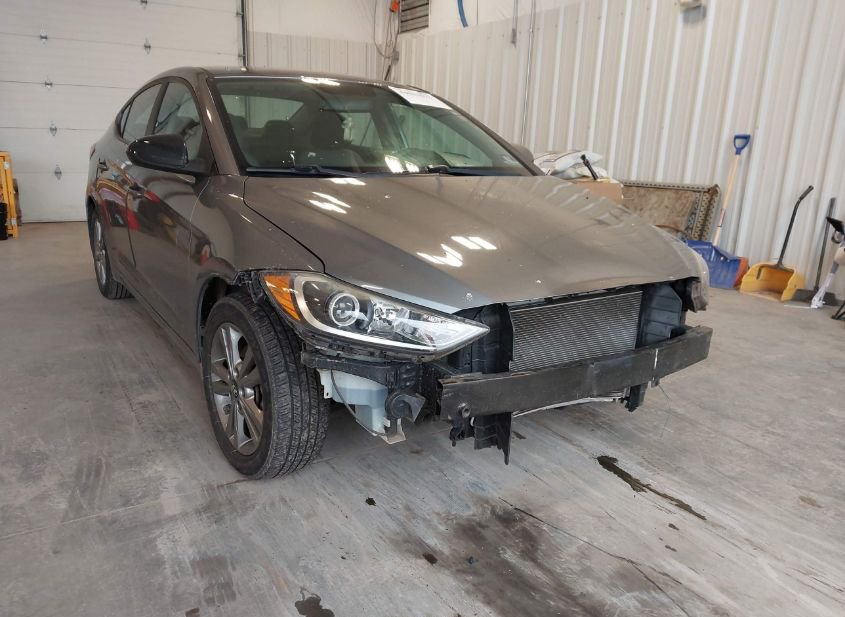 2017 HYUNDAI ELANTRA SE photo