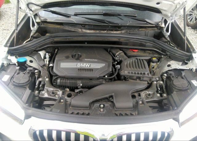 2021 BMW X1(VIN: WBXJG7C01M5S75229