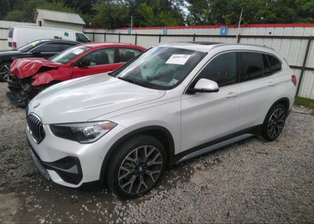 2021 BMW X1(VIN: WBXJG7C01M5S75229