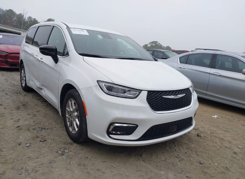 2025 CHRYSLER PACIFICA SELECT photo