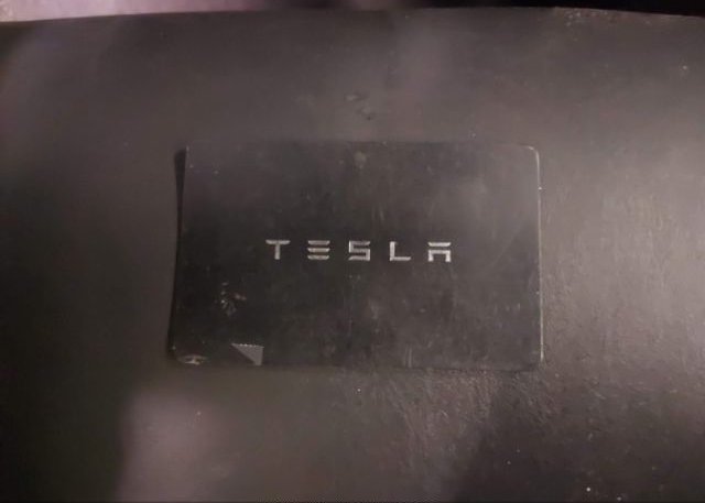 2021 TESLA MODEL Y(VIN: 5YJYGDEE8MF207771