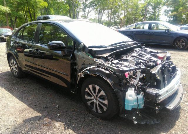 2022 TOYOTA COROLLA (VIN: JTDEAMDE7NJ060262)