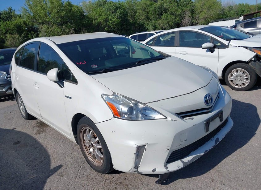 2012 Toyota Prius V 1.8L photo