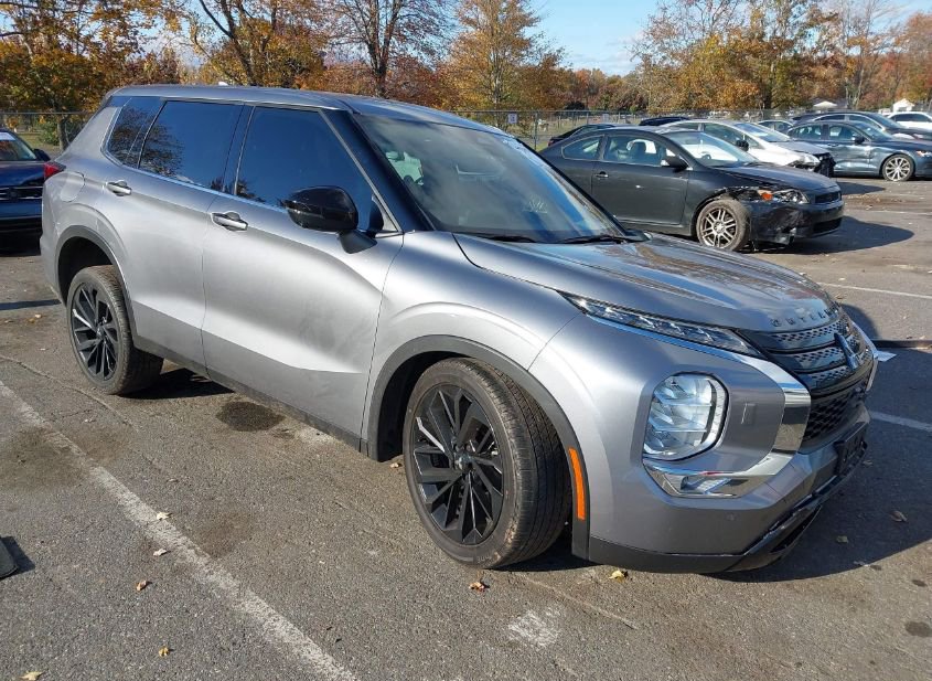 2023 MITSUBISHI OUTLANDER SE BLACK EDITION S-AWC photo