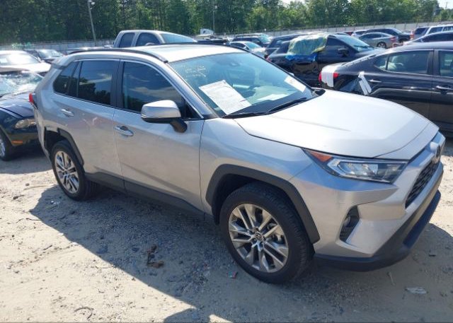 2021 TOYOTA RAV4 (VIN: 2T3C1RFVXMC134096)