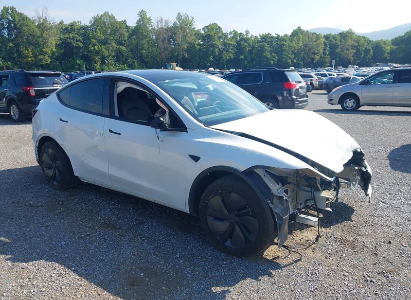 2026 Tesla Model Y EL (VIN: 7SAYGDEE0TF333141)