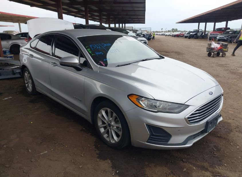 2019 FORD FUSION HYBRID SE photo