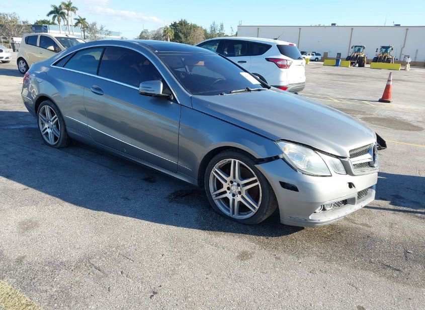 2011 Mercedes-Benz E 350 3.5L photo