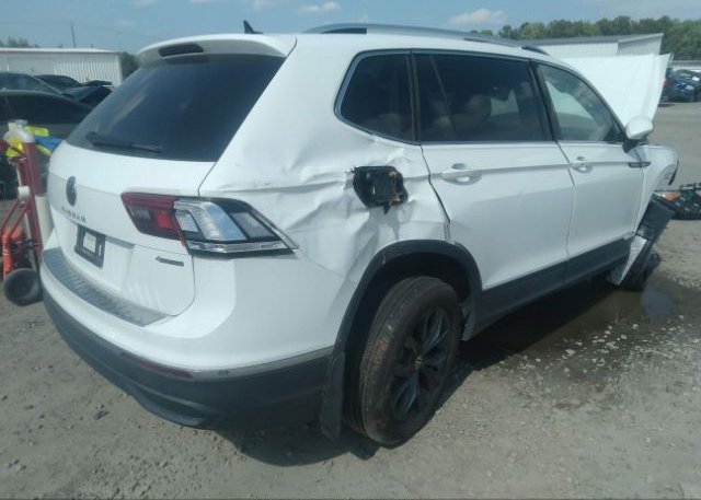 2022 VOLKSWAGEN TIGUAN(VIN: 3VV2B7AX2NM032011