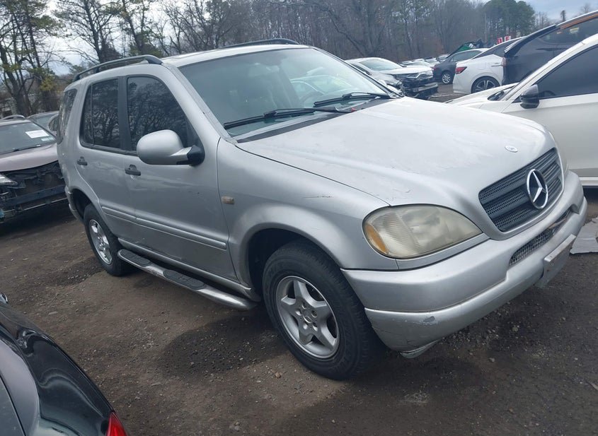 2000 Mercedes-Benz Ml 320 3.2L photo
