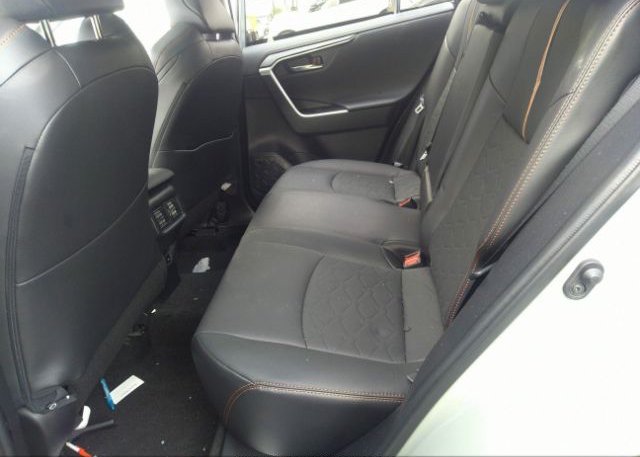 2022 TOYOTA RAV4(VIN: 2T3J1RFV8NW258052