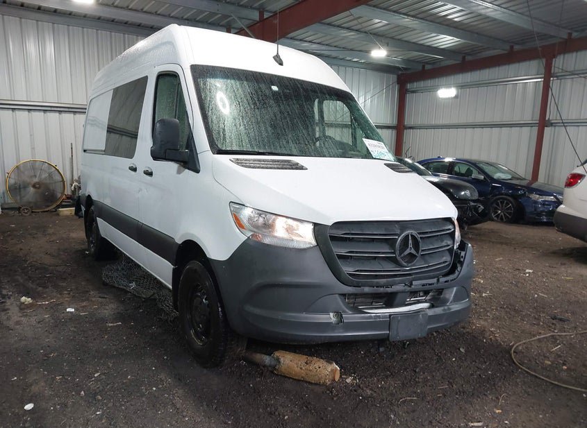2024 Mercedes-Benz Sprinter 2500 2.0L photo