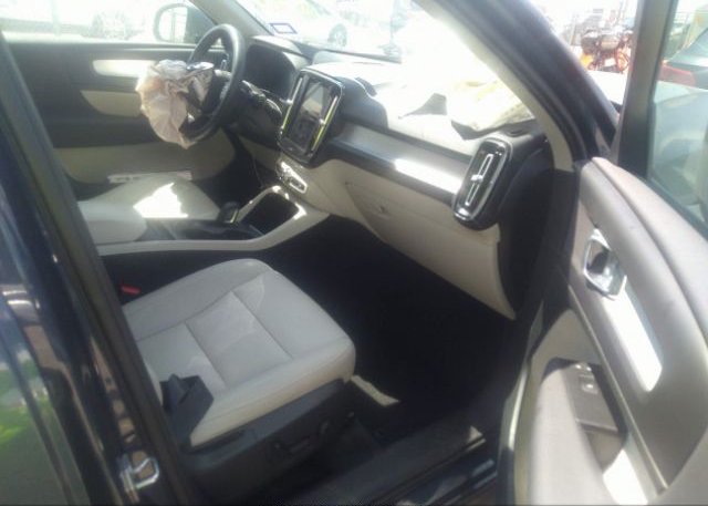 2021 VOLVO XC40(VIN: YV4AC2HK3M2518107