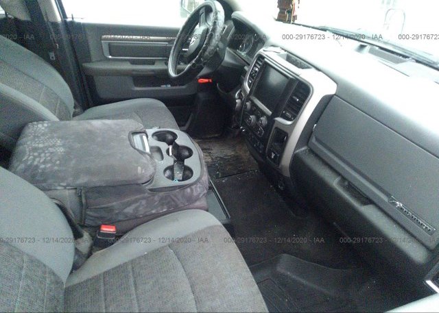 пригнать из сша 2016 RAM 1500 3C6RR7LT5GG271600