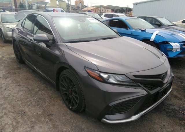 2022 TOYOTA CAMRY (VIN: 4T1K61AKXNU066385)