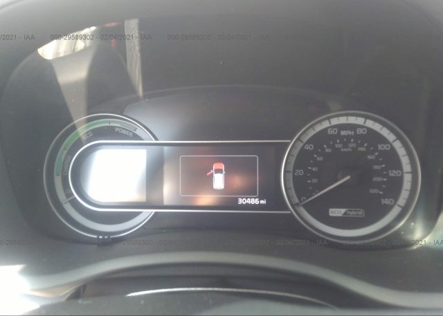 KNDCB3LC6J5211402 2018 KIA NIRO