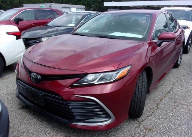 2021 TOYOTA CAMRY (VIN: 4T1C11AK5MU467263)